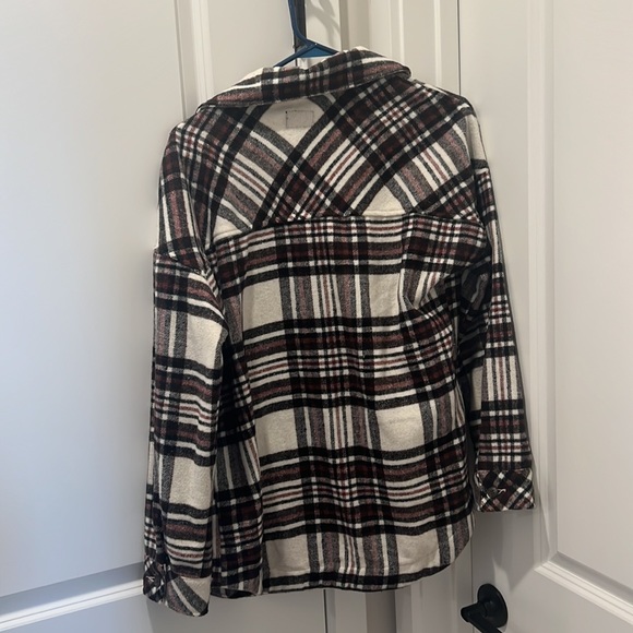 FLANNEL SHACKET - Picture 3 of 3